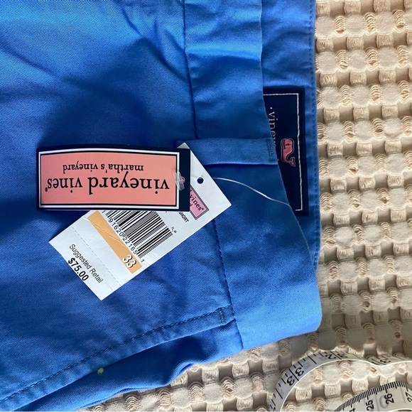 NWT Vineyard Vines Classic 9” Breaker Shorts in Sz 33 - Picture 5 of 6